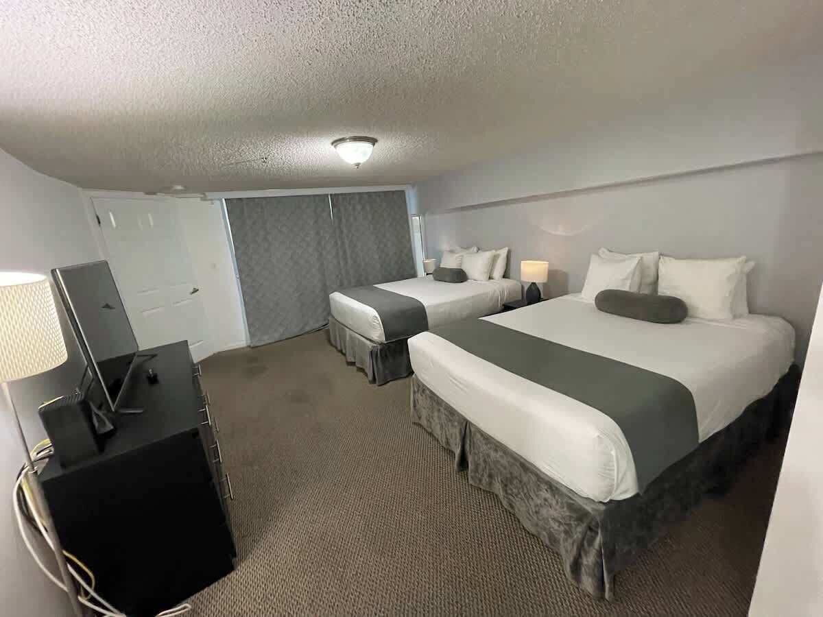 1 bedroom, iron/ironing board, travel crib, WiFi
