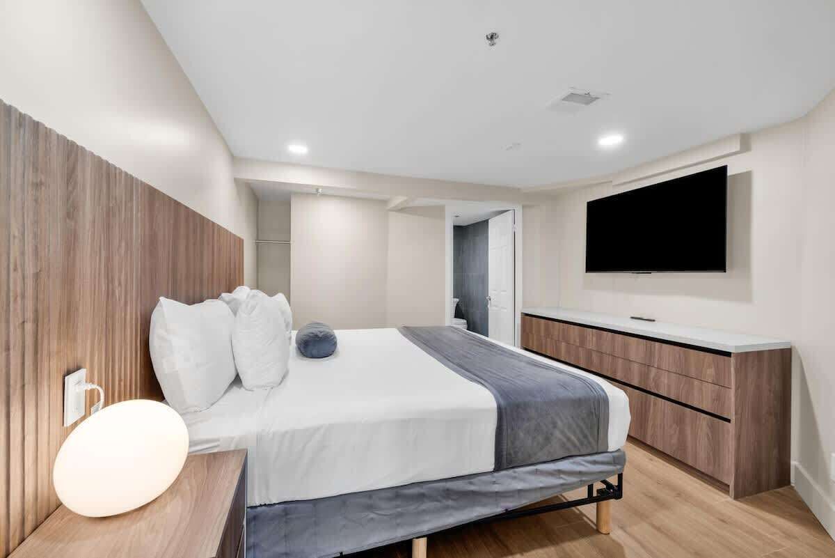 2 bedrooms, iron/ironing board, travel crib, WiFi