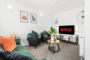 Living area - Edison House (Stafford)