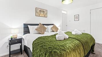 2 bedrooms, free WiFi, individually decorated, individually furnished