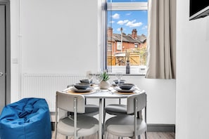 Dining - Victoria House, Stoke on Trent (Stoke-on-Trent)