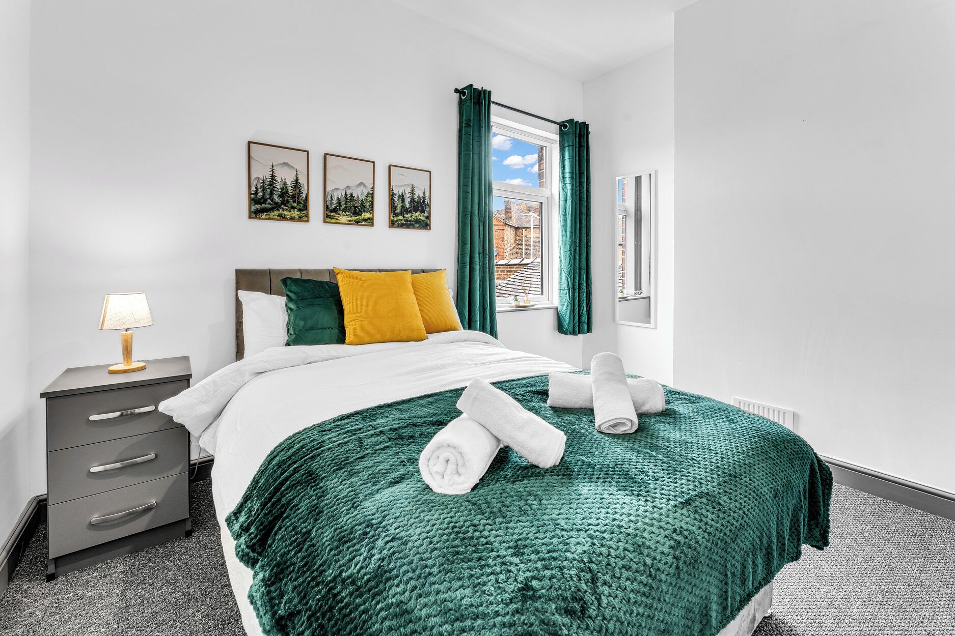 3 bedrooms, WiFi (free), individually decorated, individually furnished
