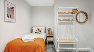 4 slaapkamers, gratis wifi, individueel gedecoreerd
