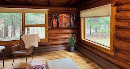 Jack’s Place. Beautiful Cabin in the woods