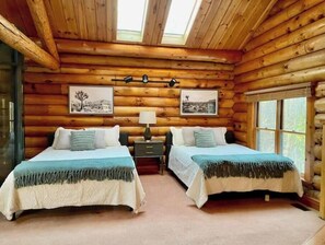 3 bedrooms, desk, free WiFi, bed sheets