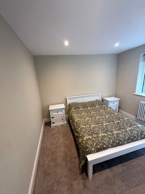 House | 3 bedrooms, high-speed internet - 3 Bedroom House With Garden in Manchester (Manchester)