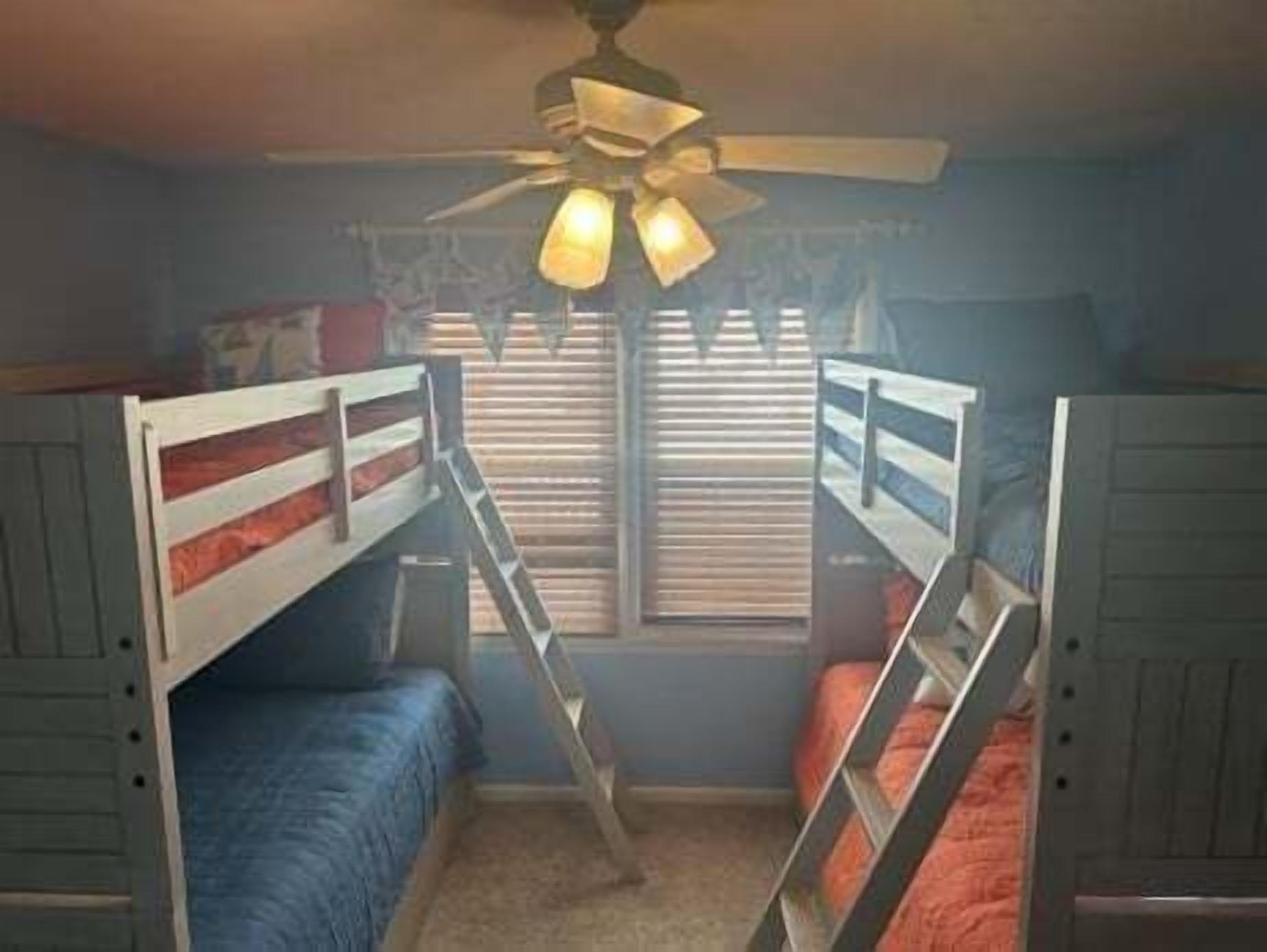 3 bedrooms, free WiFi, bed sheets