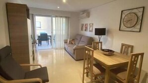Smart TV, books - Beach Apartment in Daimús (Gandía). (Daimús)