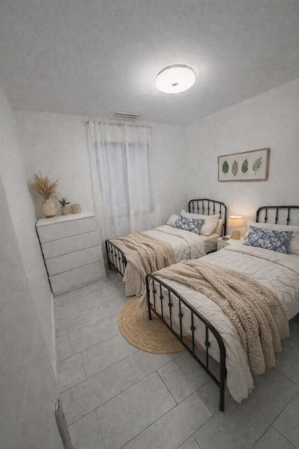 3 chambres, fer et planche à repasser, accès Internet, draps fournis