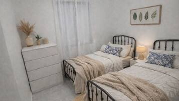 3 chambres, fer et planche à repasser, accès Internet, draps fournis