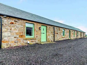 Exterior - Cottage Sleeps 6 With Hot Tub and Bbq Hut (Lanark)