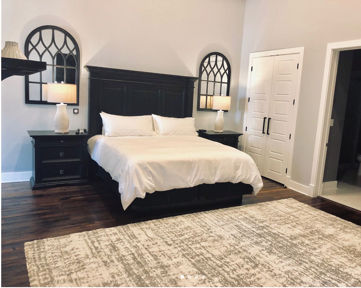 Deluxe Suite | Iron/ironing board, WiFi (free)