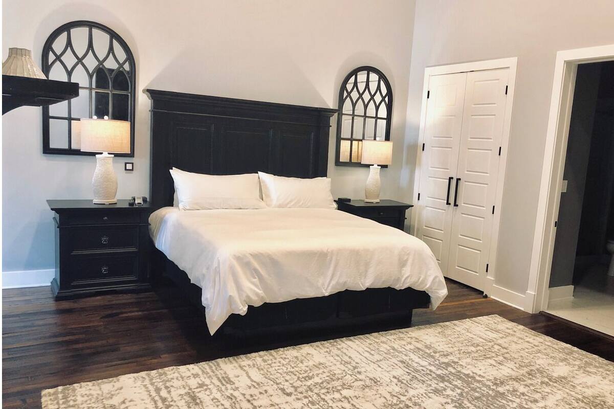 Suite, 1 cama King size, planta baja | Tabla de planchar con plancha y wifi gratis