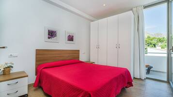 Chalet | 3 bedrooms, iron/ironing board