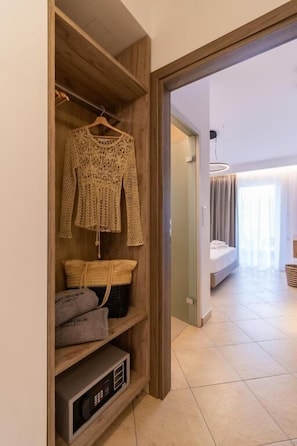 Family Suite, Balcony, Partial Sea View | Interior