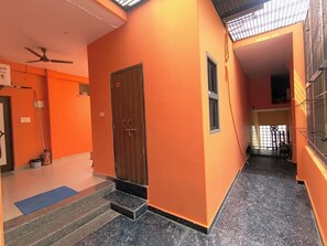 Interior - Smriti Homestay (Varanasi)