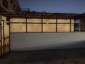 Property grounds - Smriti Homestay (Varanasi)