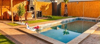 Utopia Deluxe Bungalov