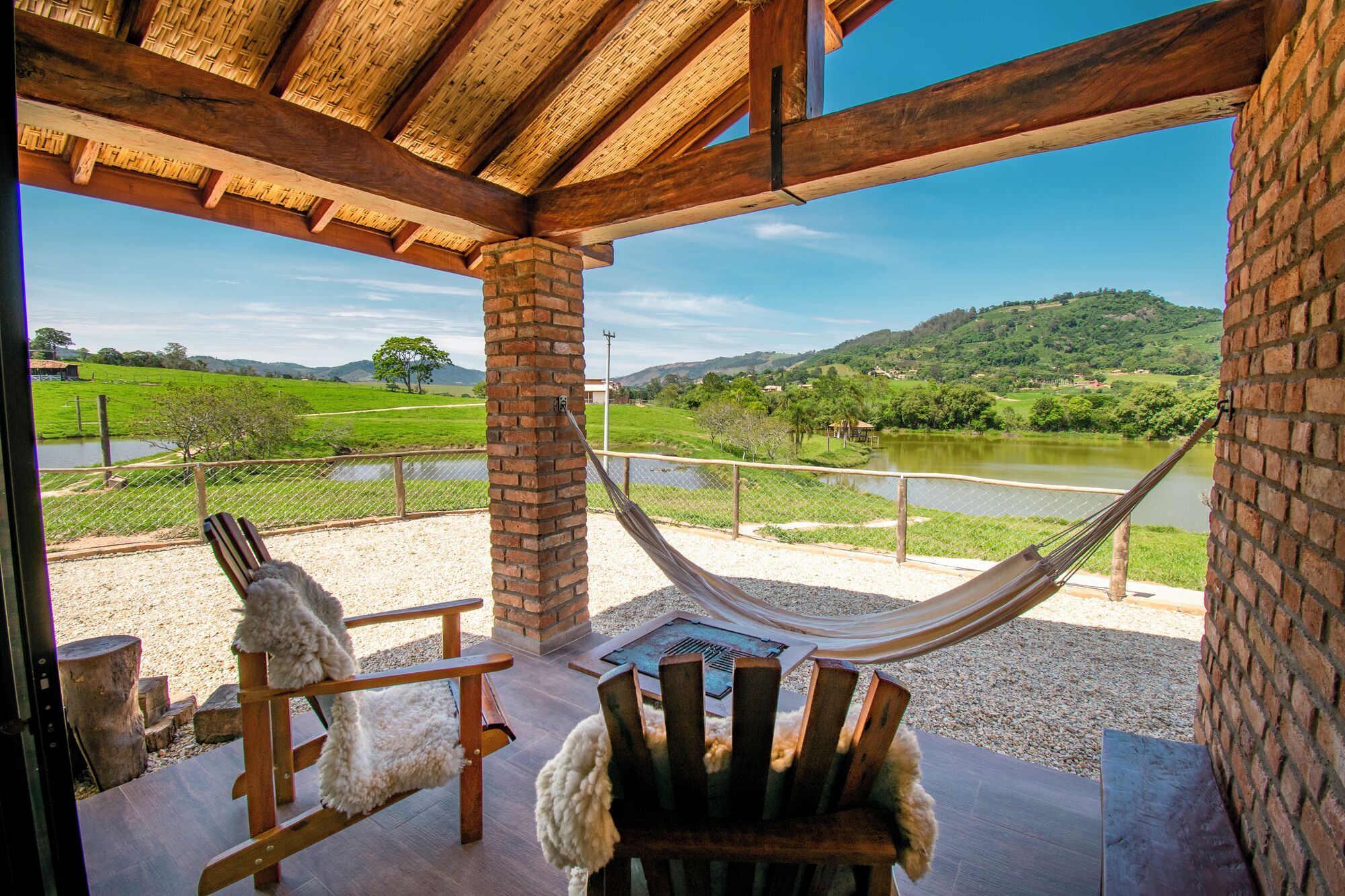 Chalet Deluxe, vista al lago | Terraza o patio