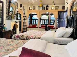Villa, vista a la ciudad | Tabla de planchar con plancha y wifi gratis 