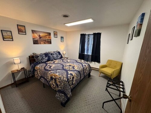 The Moose Suite Number 5