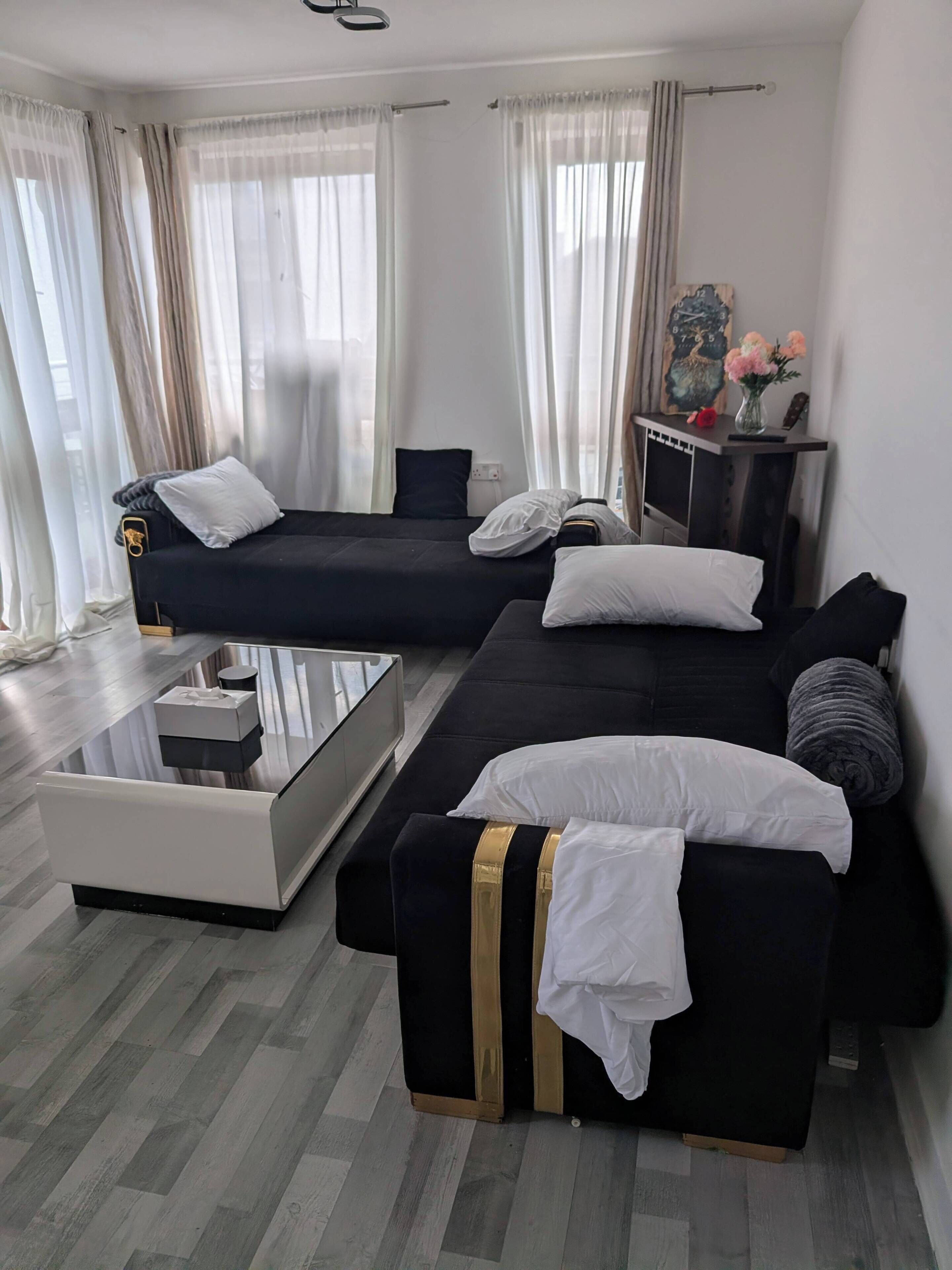1 bedroom, WiFi (free), bed sheets