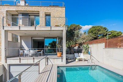 Playa de Muro Chalet With Pool for 6