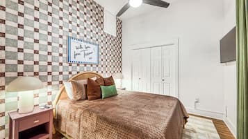2 bedrooms, WiFi, bed sheets