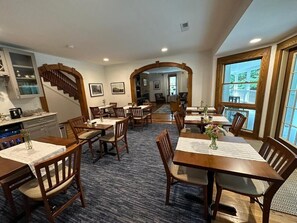 Dining - Lovill House Inn (Boone)