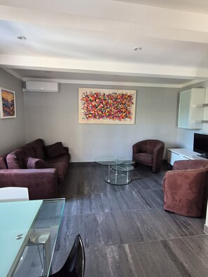 Living area - Vrbo Property (Argelès-sur-Mer)