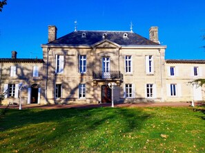 Esterni