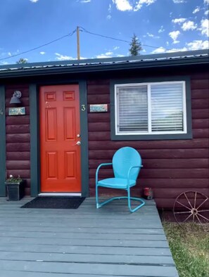 Exterior - Cabin#5 in Lake George Cabins & RV Park (Lake George)