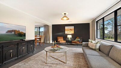Mirambeena - Welcoming retreat in Berrima with gardens, firepit & easy family comfort