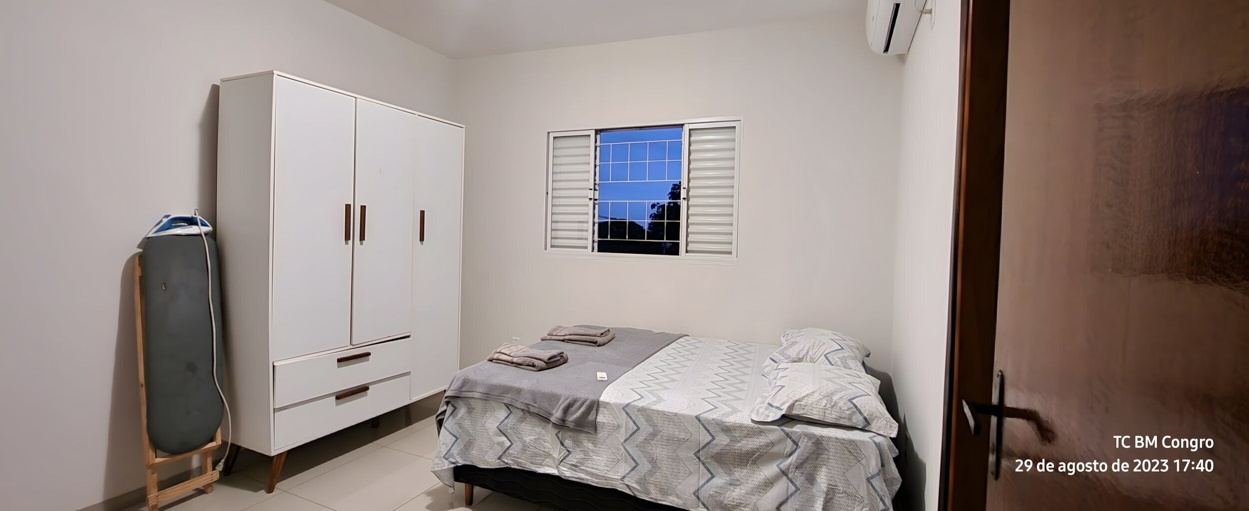 Family Apartment | Iron/ironing board, WiFi (free)