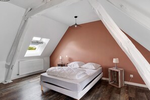 3 bedrooms, WiFi