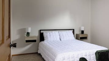 4 bedrooms, WiFi, bed sheets