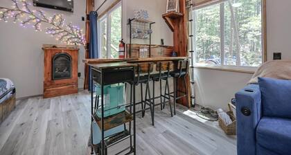 Slumbering Springs Tiny Cabin