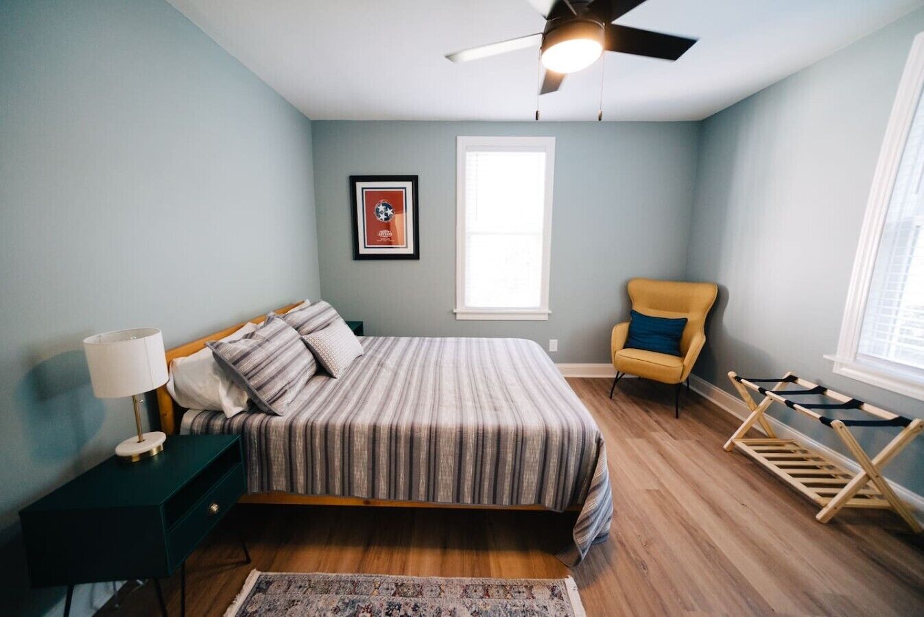 Iron/ironing board, WiFi, bed sheets