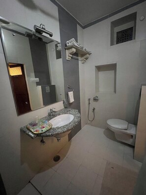 Bathroom - Raj Mandir Boutique Home Stay (Jodhpur)