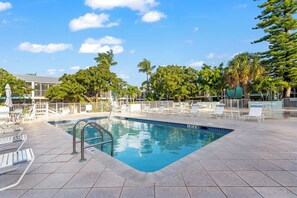 Pool - New! Key Largo Escape 2BR/2BA, Marina, Pickleball, Tennis, Pool and Ocean Access (Key Largo)