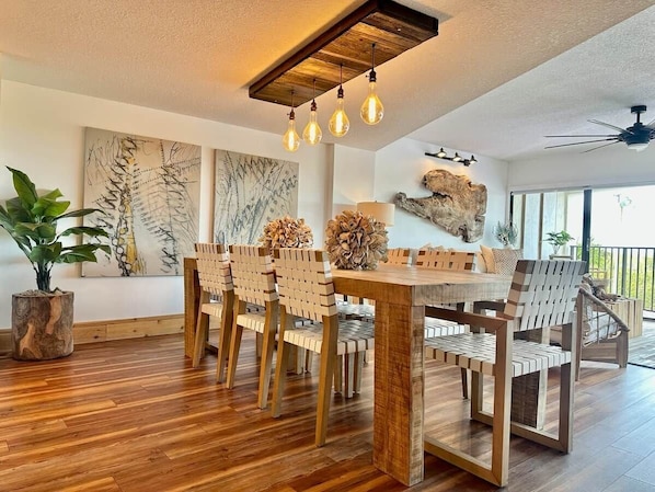 Dining - New Key Largo Kawama . 2 Kings . Matina . Pickleball (Key Largo)