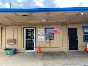Reception - Holiday Motel Tulsa OK (Tulsa)