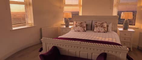 1 bedroom, iron/ironing board, internet, bed sheets