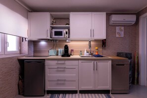 Private kitchen - Vrbo Property (Perafita)