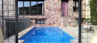 Luxury house with four bedrooms in Cabañeros