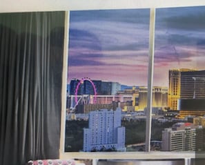 Interior - Pleasant 1-bedroom Villa with sleep sofa and dining area with refrigerator (Las Vegas)