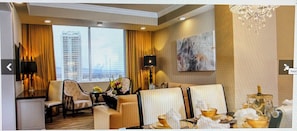Interior - Pleasant 1-bedroom Villa with sleep sofa and dining area with refrigerator (Las Vegas)