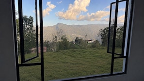 Interior - Modern Mountain House - Stunning Views - Near Cerro de Somondoco (Sutatenza)