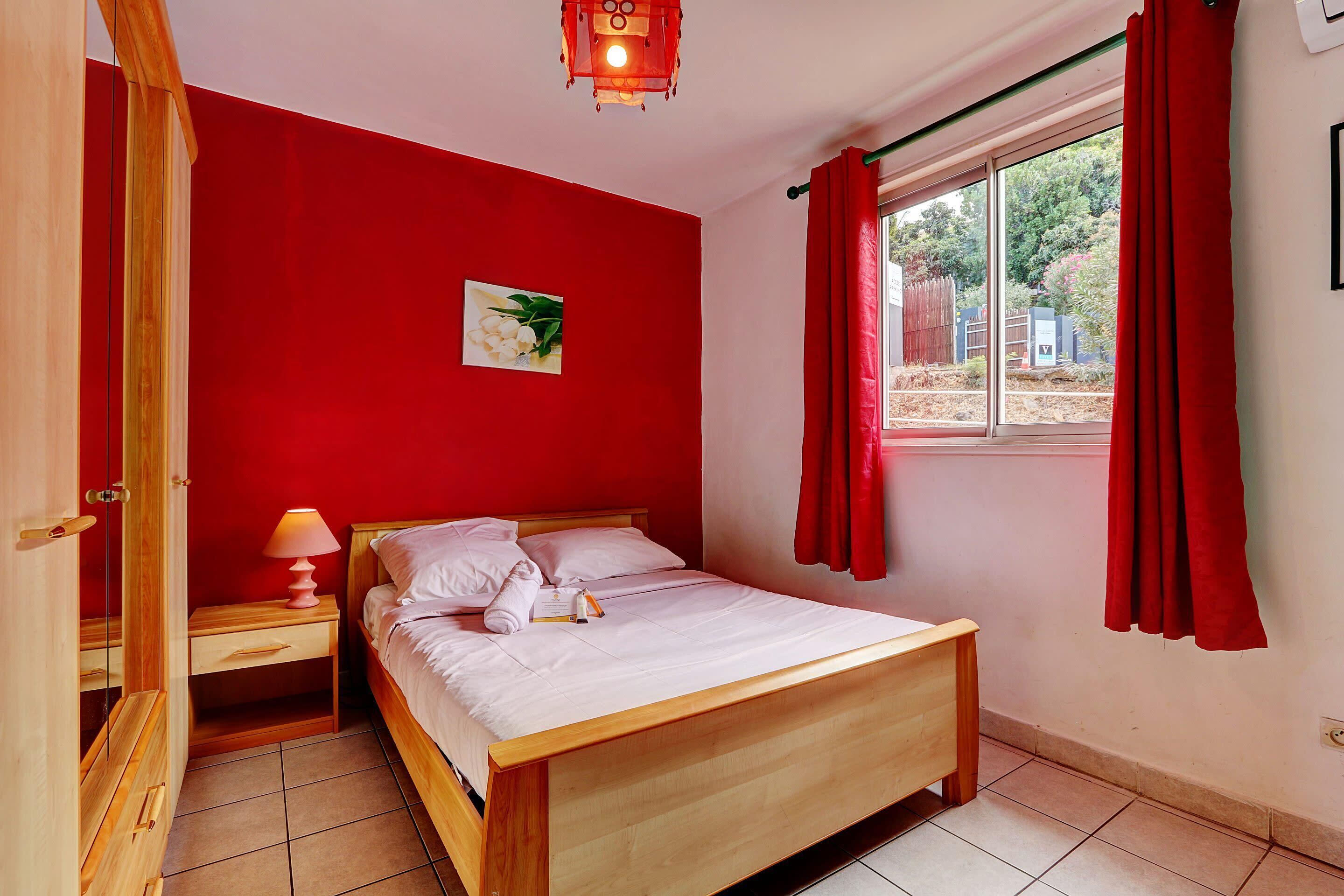 1 bedroom, WiFi, bed sheets