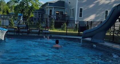 Luxury 8BR Estate - Heated Pool -Walk to Shuls